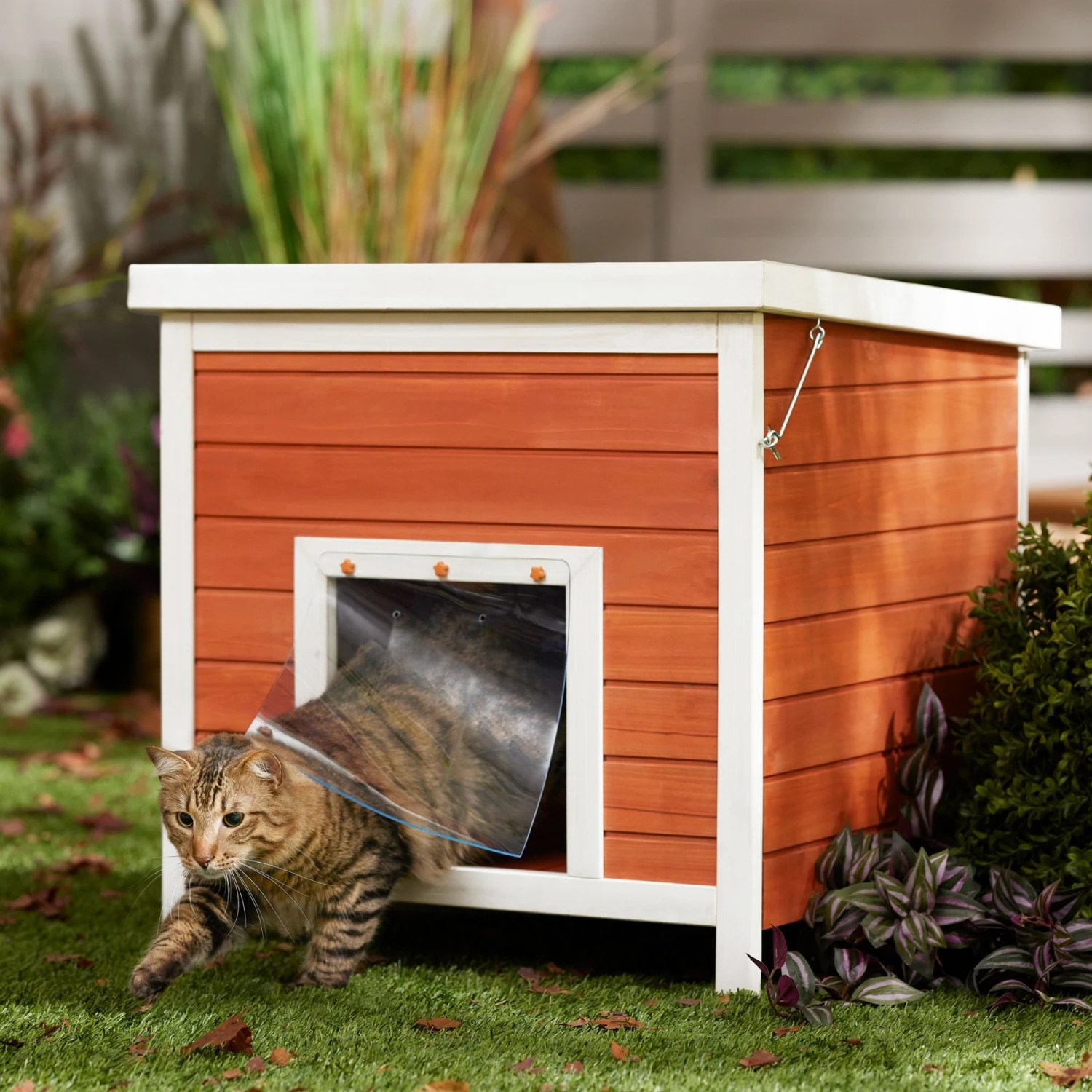 Frisco Outdoor Wooden Cat House with Retractable Roof Frisco Outdoor Wooden Cat House With Retractable Roof -Pet Store 361008 MAIN. AC SS1800 V1659972527