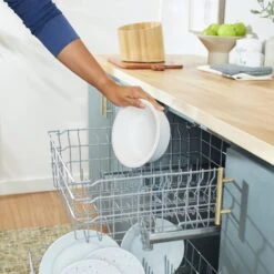 Frisco Elevated Slanted Bamboo Melamine Non-Skid Dog Bowl With Bamboo Stand -Pet Store 363387 PT6. AC SS1800 V1657657267